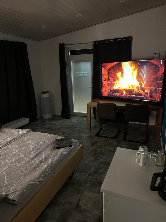 Ubernachtungsmoglichkeit Und Monteurzimmer Apartment Hamdorf Luaran gambar